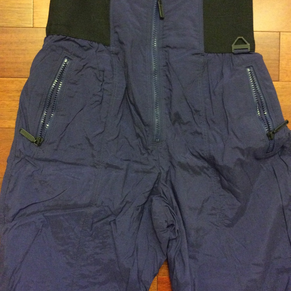 HOLD 🖤 Vintage Ski Pants - Picture 2 of 4